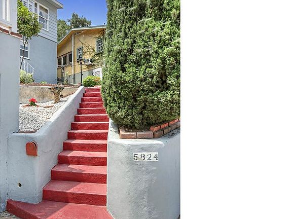 2nd image of 5824 Burwood Ave