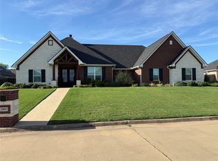 1003 Stone Bridge St, Mt Pleasant, TX 75455