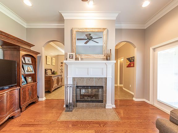 4th image of 123 Harvest Pointe Cir