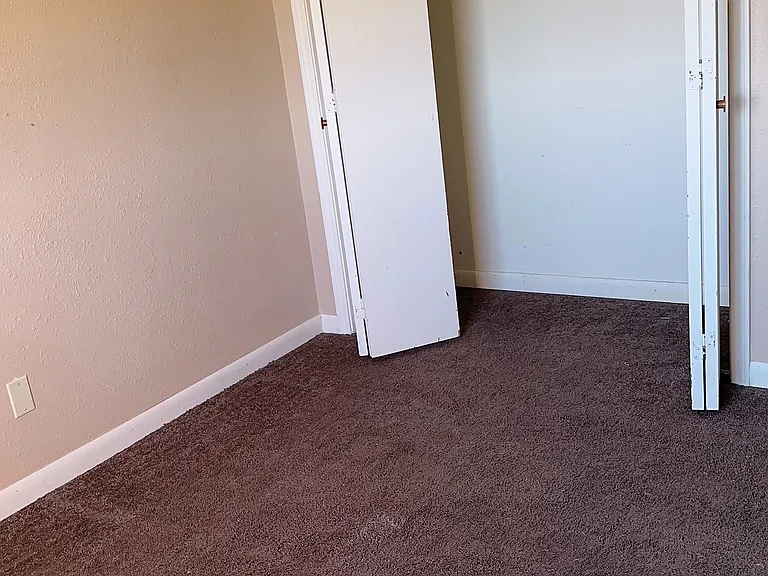 211 Jones St #10 — Photo 10
