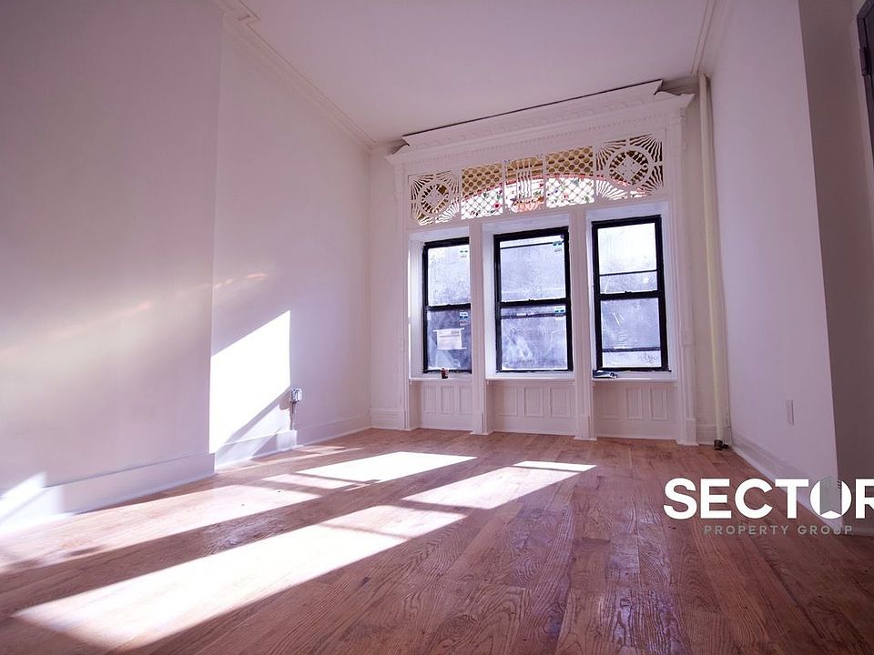 1st image of 415 Hancock St #3