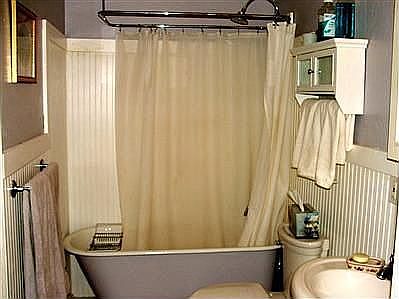 Clawfoot Tub