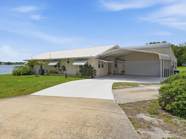 585 Sellars Dr, Lake Alfred, FL 33850