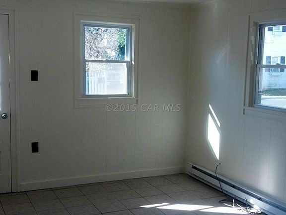 5th image of 517 Laurel St