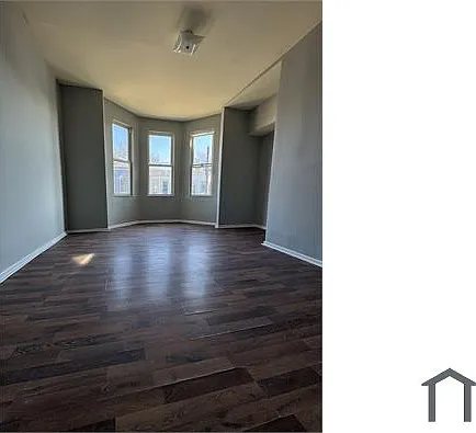 3340 N Water St — Photo 4