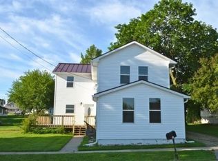 107 W Main St, Dane, WI 53529