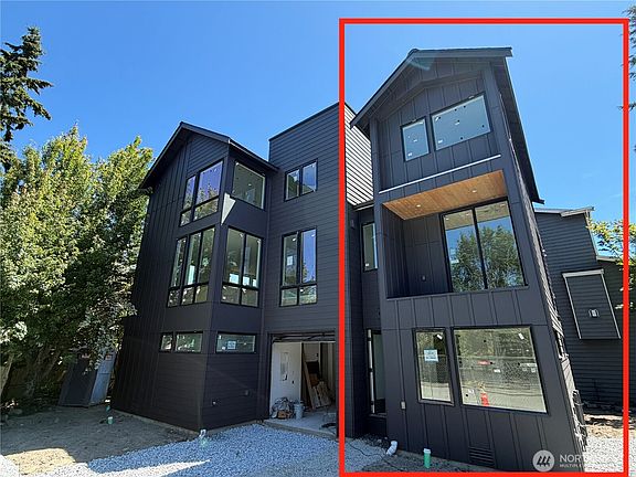 2nd image of 4907 SW Canada Drive