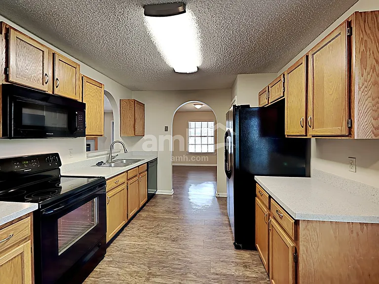 4637 S Blue Stream Ln — Photo 3