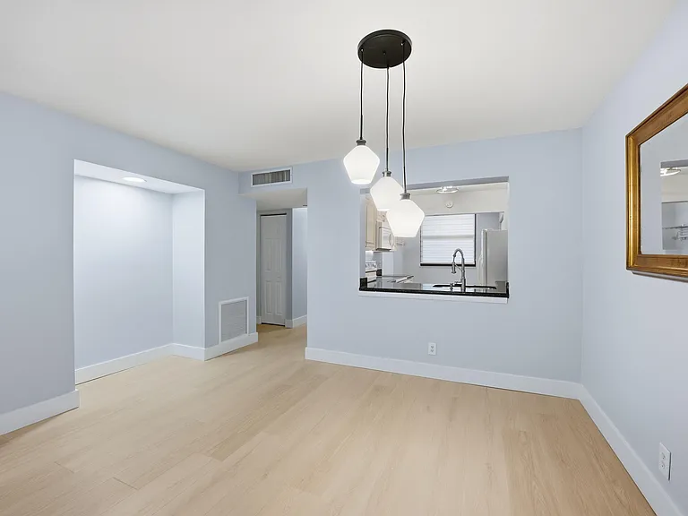 2070 Homewood Blvd #3150 — Photo 5