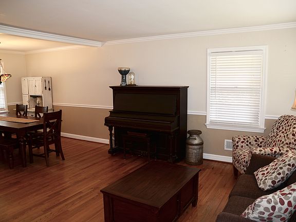 2nd image of 205 Montis Dr