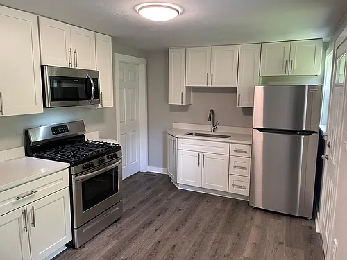1114 Center Ave Photo 1
