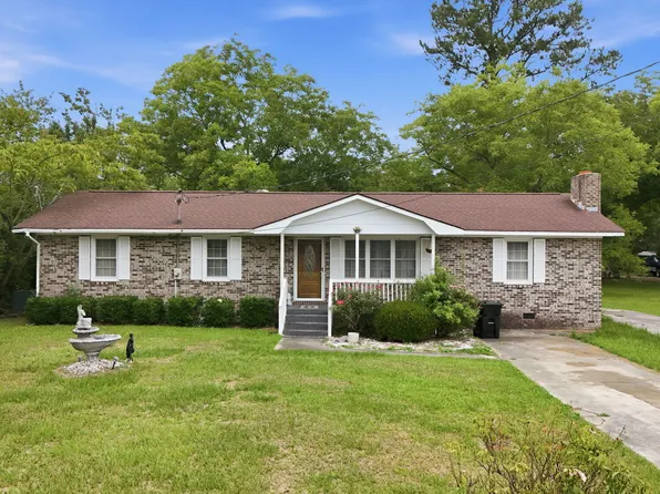 114 Wilbur Street, Tabor City, NC 28463