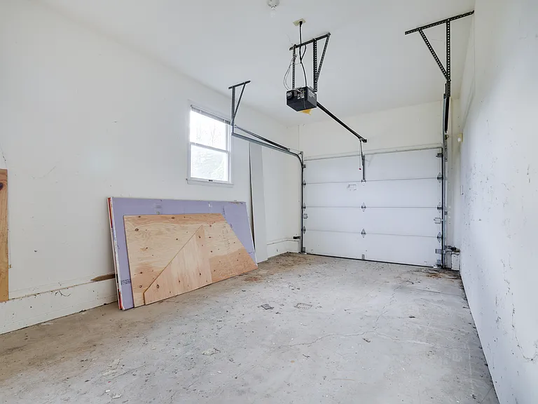 863 Interchange Rd — Photo 27