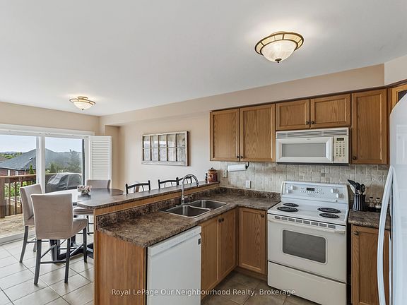 4th image of 16 Nobbs Dr