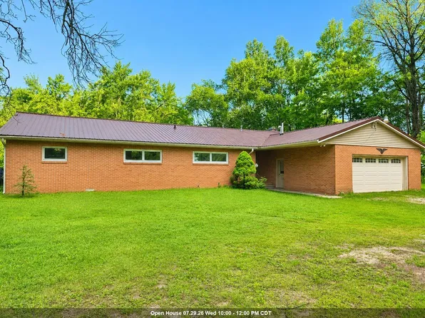 105 E Groninger St, Suring, WI 54174