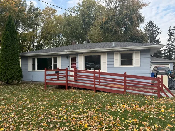 205 Nichols Rd, Monona, WI 53716