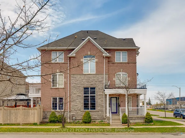 2 Talbotshire St, Ajax, ON L1S 0A6