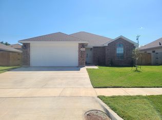 5733 Foxfire Dr, Abilene, TX 79606