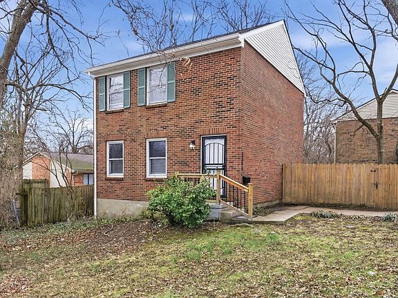 2nd image of 1548 Deer Lake Dr