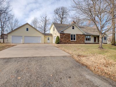 107 Lakeview Ln, Carl Junction, MO, 64834