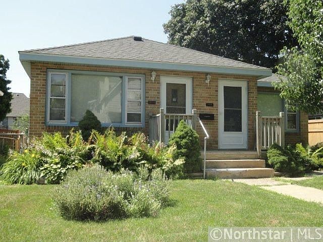 1st image of 2408 Buchanan St NE