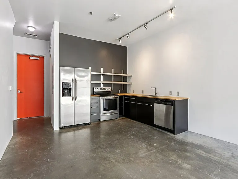 Freight Residences — Photo 52