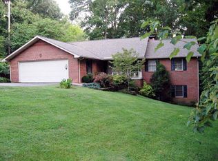 9402 Jim Loy Rd, Strawberry Plains, TN 37871