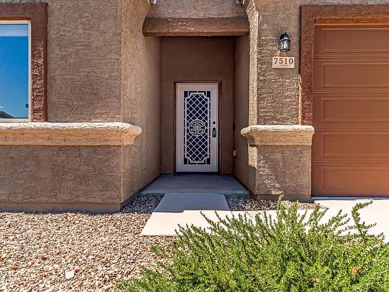 7510 W Corona Rd — Photo 20