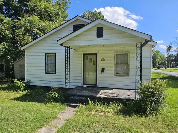 1124 W 24th St, North Little Rock, AR 72114