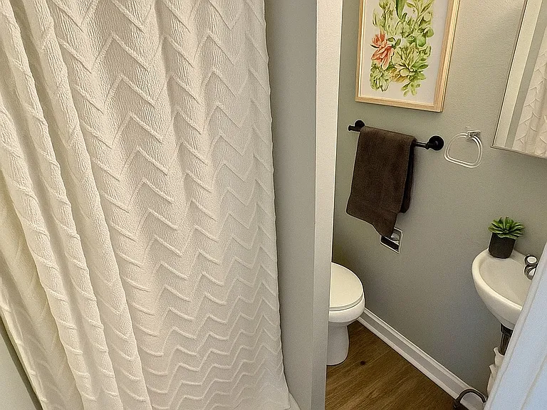 2703 Pine St #2707 — Photo 7