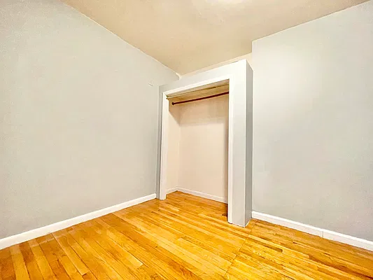 Rented by City Connections Realty | media 3