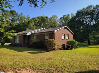 482 E Jerry Rd, Laurens, SC 29360