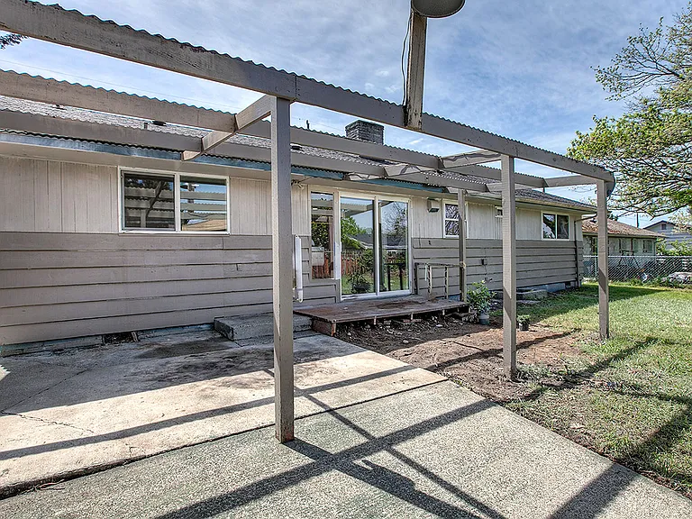 6204 S 118th Pl — Photo 30