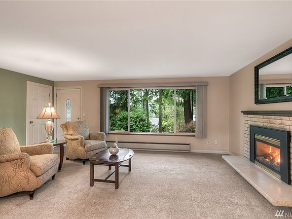 Huge Picture Window - Tons of Privacy & Lots of Light!