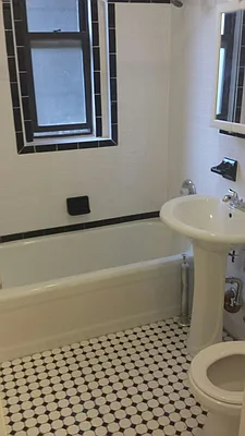 Rented by Smart NY Realty LLC | media 8