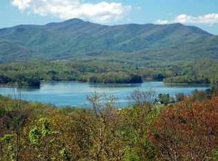 172 Overlook Dr, Hayesville, NC 28904