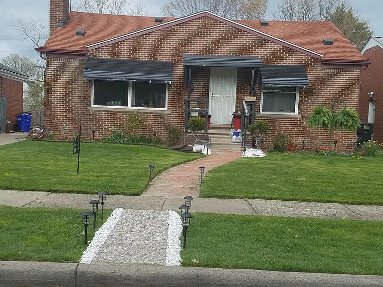 4692 Hereford St — Photo 1