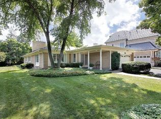 100 Oxford Rd, Kenilworth, IL 60043