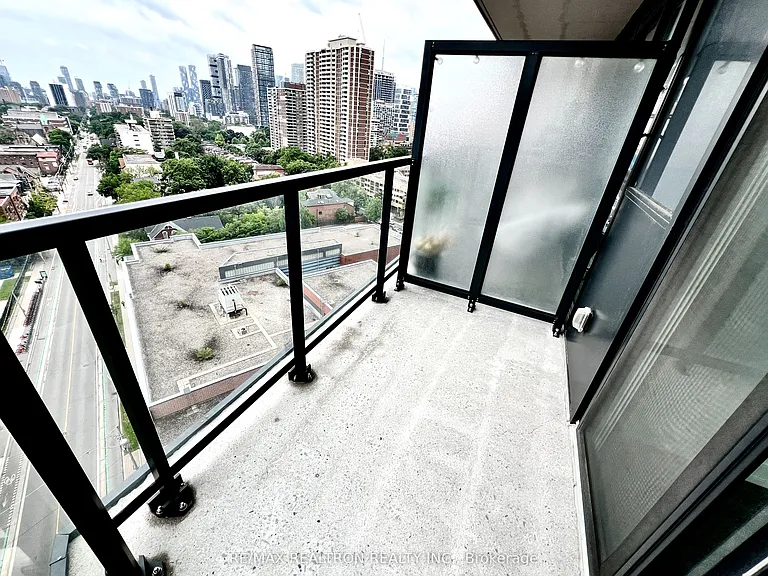 159 Wellesley St E #1204 — Photo 14