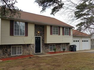 202 Raintree Blvd, Stafford, VA 22556