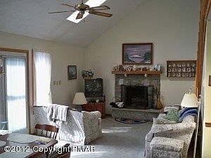 2nd image of 79 Chippewa Trl