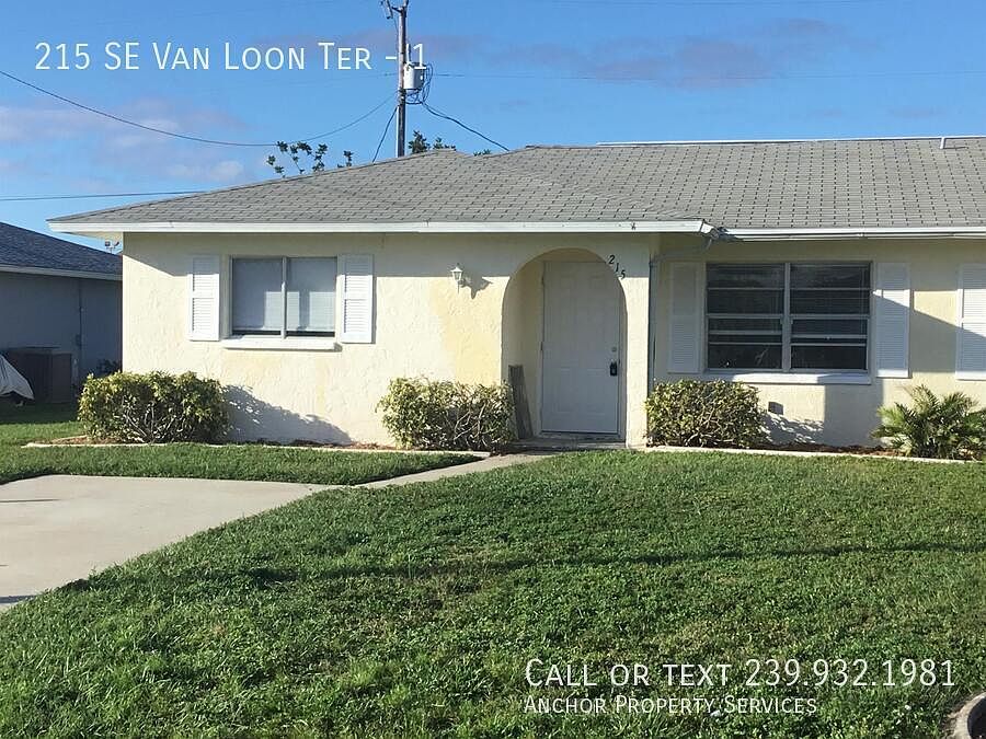 1st image of 215 SE Van Loon Ter #1