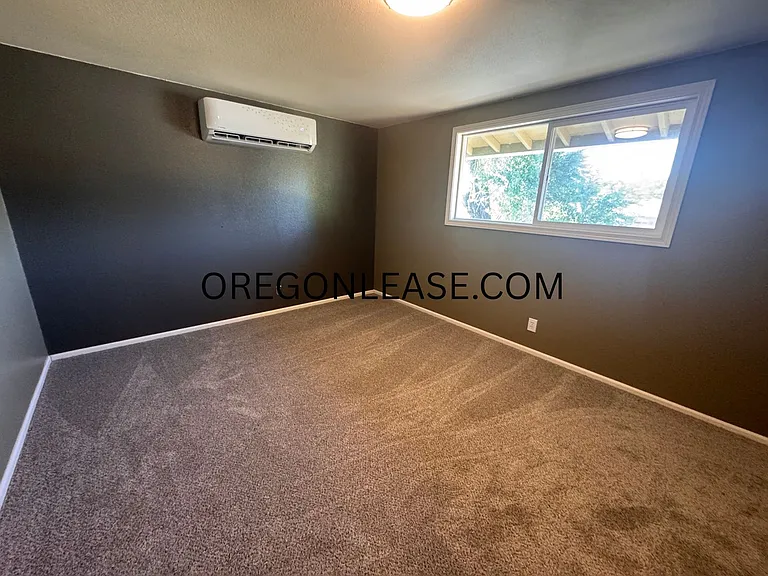 1710 Rambling Dr #1 — Photo 9