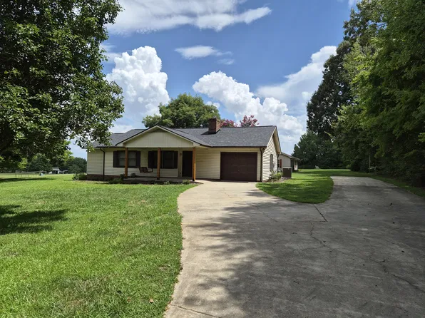 9005 Overcash Rd, Concord, NC 28027