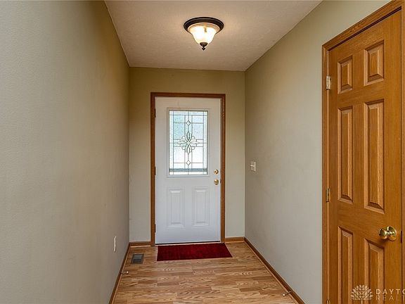 2nd image of 548 Cider Mill Way