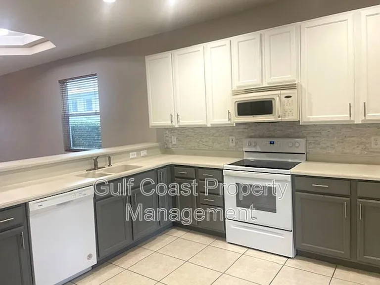 1457 Daryl Dr — Photo 8