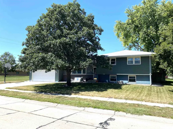 2104 31st St, Columbus, NE 68601