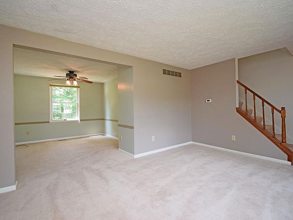 3rd image of 8461 Kilkenny Dr
