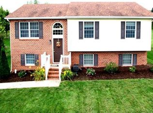 1662 Park Lawn Dr, Harrisonburg, VA 22801