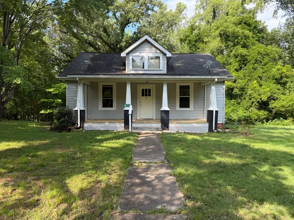 2797 Old Mayfield Rd, Danville, VA 24541
